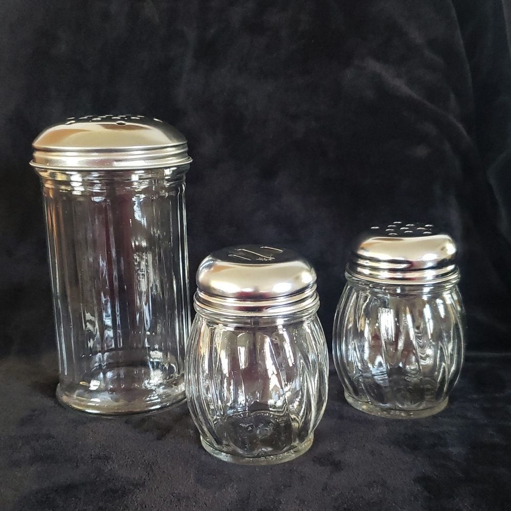 Lot of 3- Pizza Spice, Parmesan and Sugar Glass Containers w/Metal Screw-On Lids